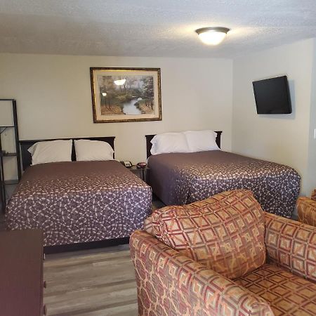 Turnpike Motel Melrose Exterior photo